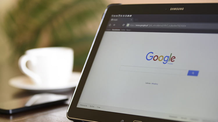 FACUA denuncia a Google ante la AEPD por la filtración de datos de usuarios de Google+