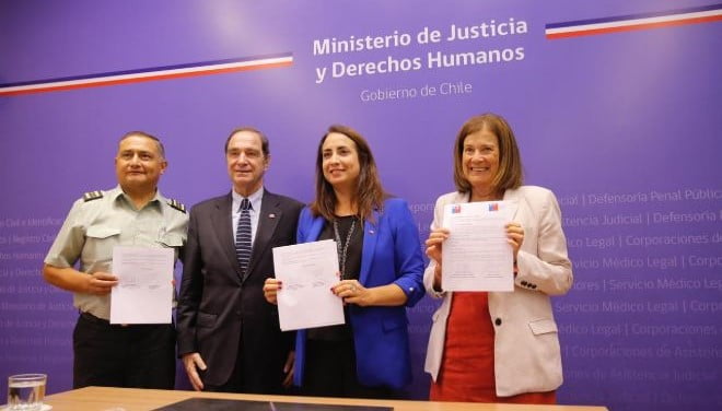 Chile –  Derechos Humanos: convenios de trabajo y formación con Sename y Gendarmería derechos humanos