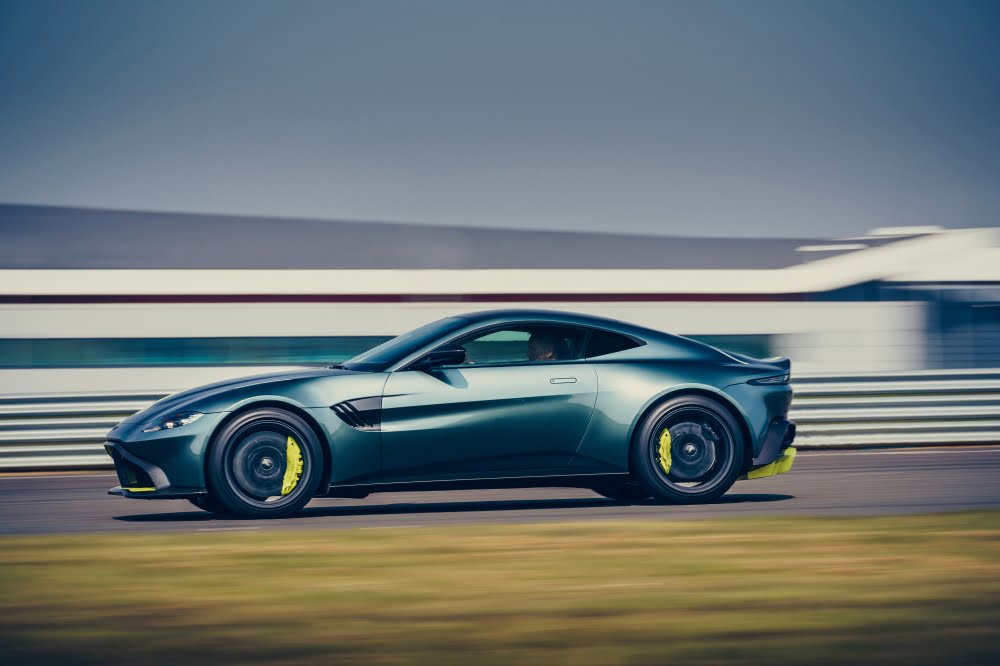 Vantage AMR (2)