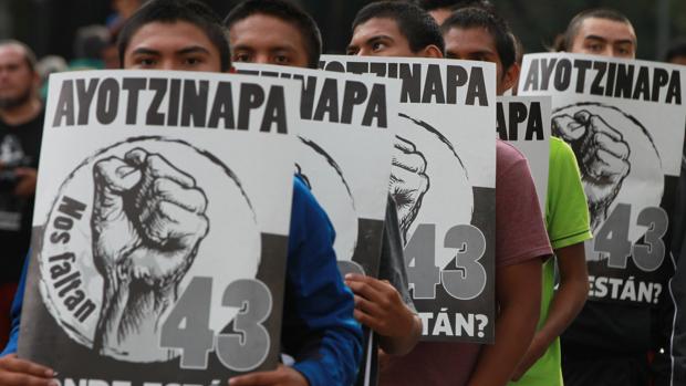 43 desaparecidos