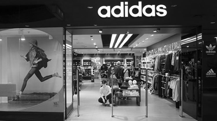 Suspenden las garantías de franquicia de Adidas el Covid-19