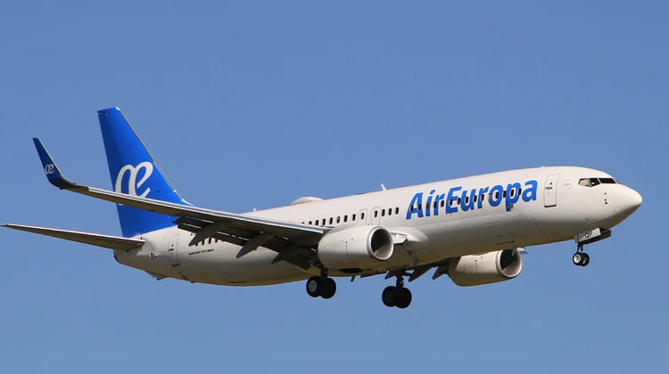 Air Europa lidera las reclamaciones por overbooking este verano con el 21,2 % del total reclamaciones air europa