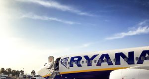 El Tribunal Supremo confirma que Ryanair vulneró el derecho a la huelga de los trabajadores en 2019 y condena a la aerolínea a pagar 30.000 euros a dos sindicatos ryanair - diario juridico