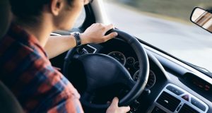 La Audiencia de Murcia-considera-conductor-de-vehículo-Ley-del-Seguro-al-copiloto-que-gira-bruscamente-el-volante-diario-juridico