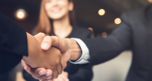 Disputa de poder en Unicaja: Los pactos parasociales como clave para la estabilidad empresarial.