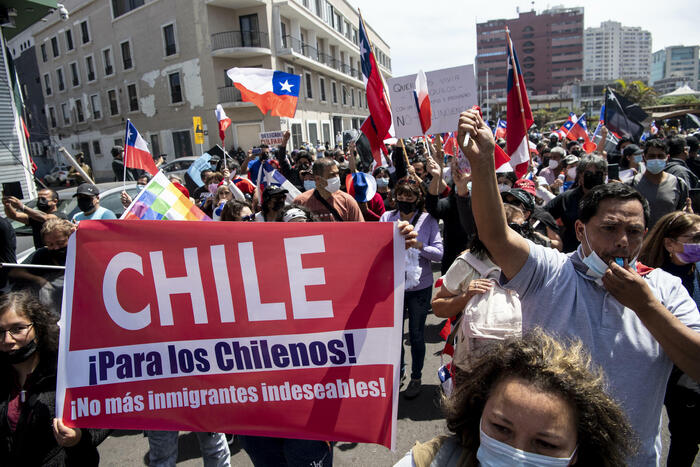 Chile - Endurece su política contra los inmigrantes irregulares