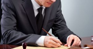 Chile – Limites para el cese del cargo e inhabilidades para el sistema notarial Chile – Limites para el cese del cargo e inhabilidades para el sistema notarial