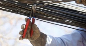 Chile – Constitución debate proyecto que tipifica el delito de robo de cables Chile - Constitución debate proyecto que tipifica el delito de robo de cables