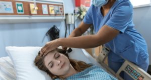 Colombia – Política pública para que familiares de los pacientes asuman el servicio de cuidador