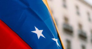 Exhiben actas electorales de Venezuela en el Senado Exhiben actas electorales de Venezuela en el Senado