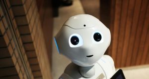 Chile – Sanciones imágenes privadas creadas con Inteligencia Artificial