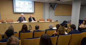 La Abogacía reclama limitar la arbitrariedad en la suspensión de vistas para garantizar la conciliación suspensión de vistas