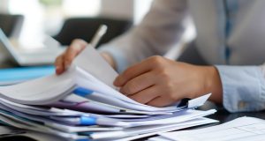 El Supremo estima que las empresas tienen que reincorporar a los trabajadores en excedencia antes que hacer fijos a los contratos temporales excedencia - diario juridico