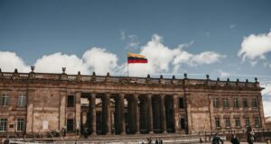 Colombia – El Senado se enfrenta al Poder Ejecutivo