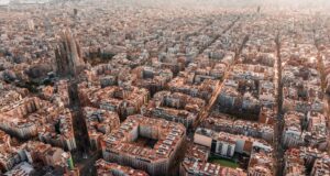 Los nuevos concursos de vivienda pública en Catalunya orientan más de la mitad de los criterios automáticos hacia cooperativas y entidades sociales