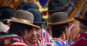 Bolivia declara estado de sitio por obstrucción en las rutas