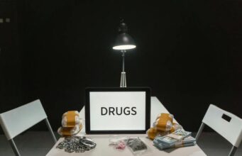 México – ¿EEUU usa al narcotráfico para amenazar la soberanía del país? México - ¿EEUU usa al narcotráfico para amenazar la soberanía del país?