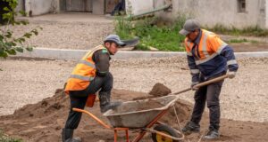 Los trabajadores extranjeros consolidan su papel clave en un mercado laboral con el paro en mínimos desde 2008
